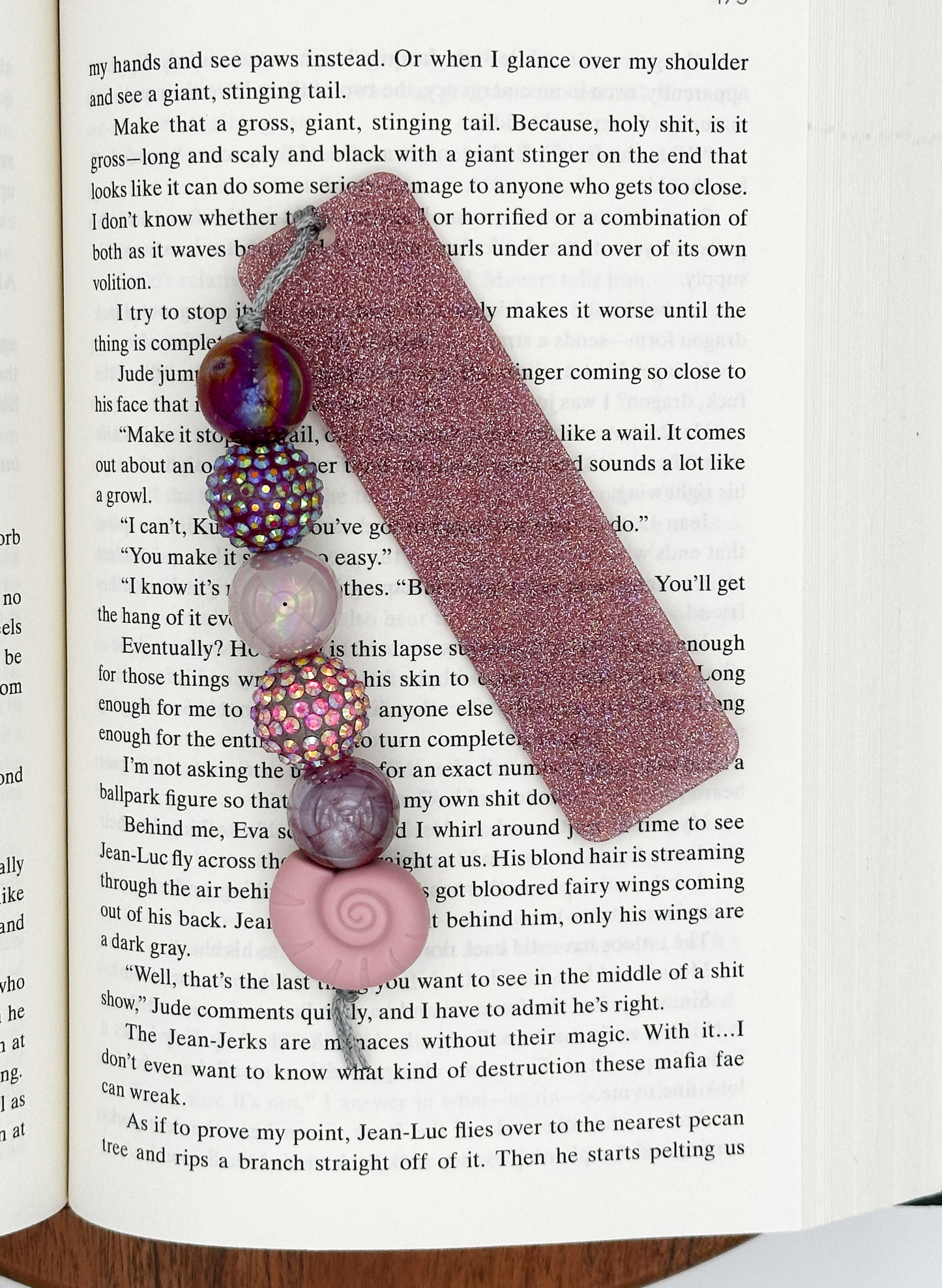 Mauve "Bookish Shell" Beaded Bookmark