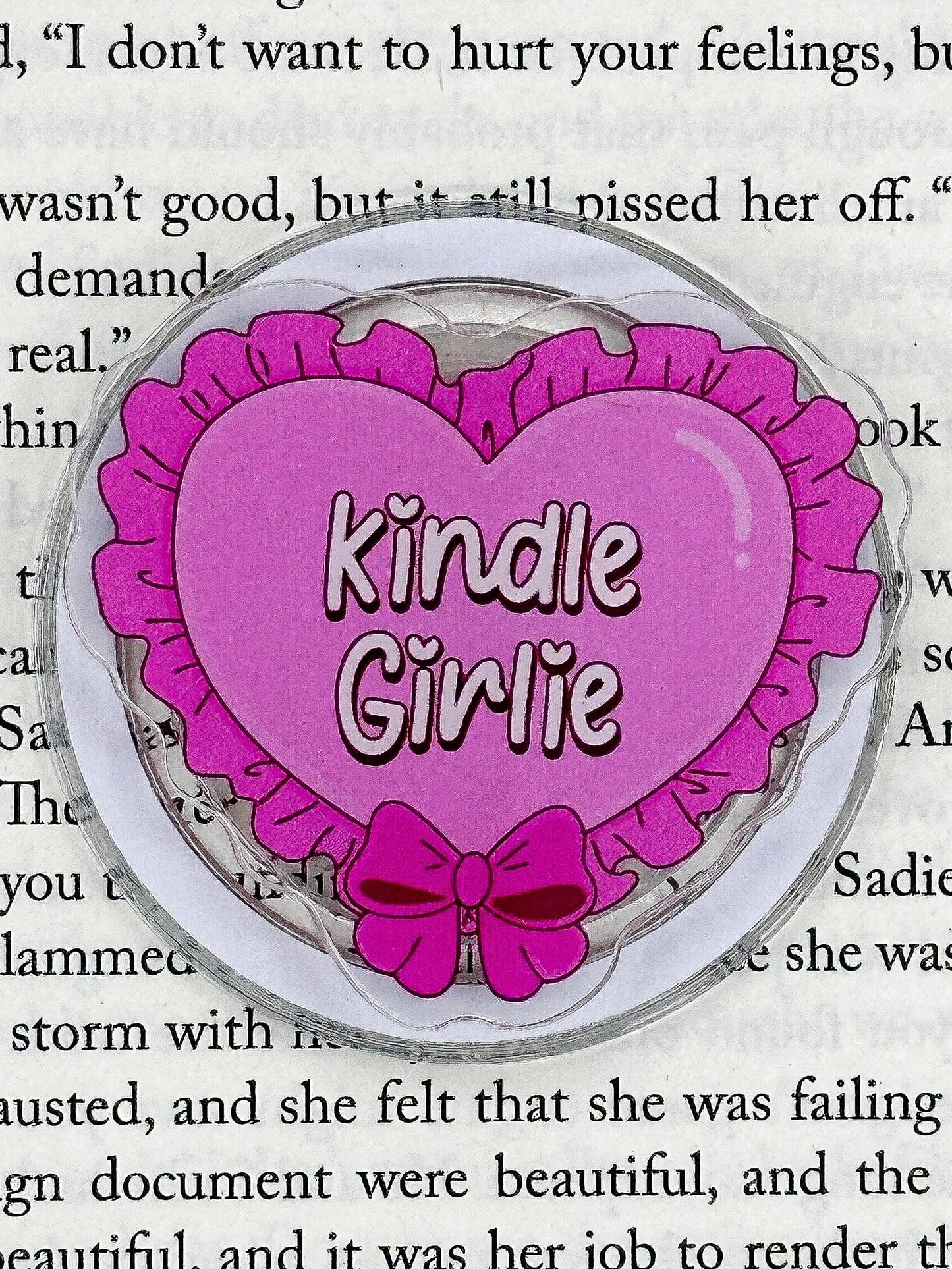 Prose & Bows Kindle Girlie Magnetic Phone & Kindle Grip