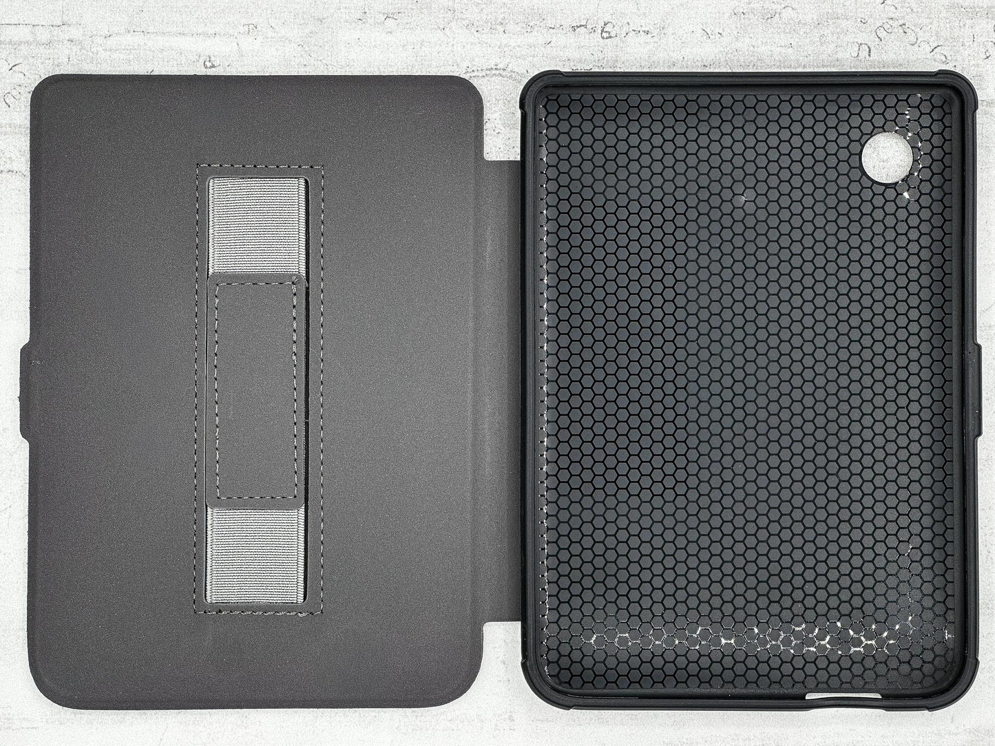 Heart of Flame Kobo Case | Kobo Libra & Clara Cover with Hand Strap