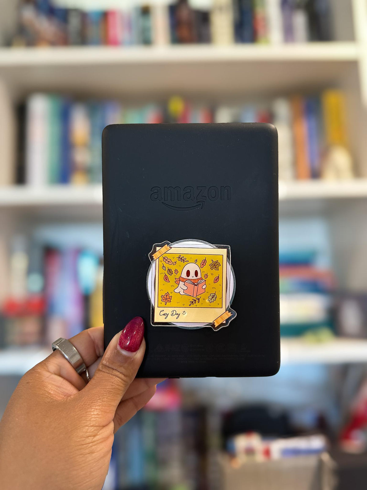 Autumn Leaves & Ghost Reads Magnetic Phone & Kindle Grip