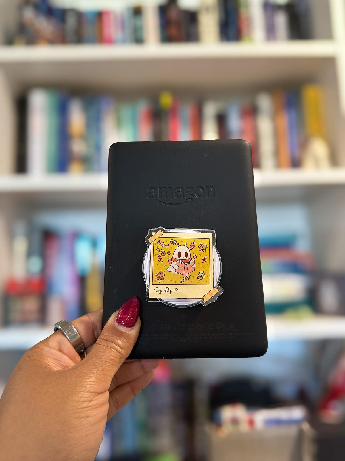 Autumn Leaves & Ghost Reads Magnetic Phone & Kindle Grip