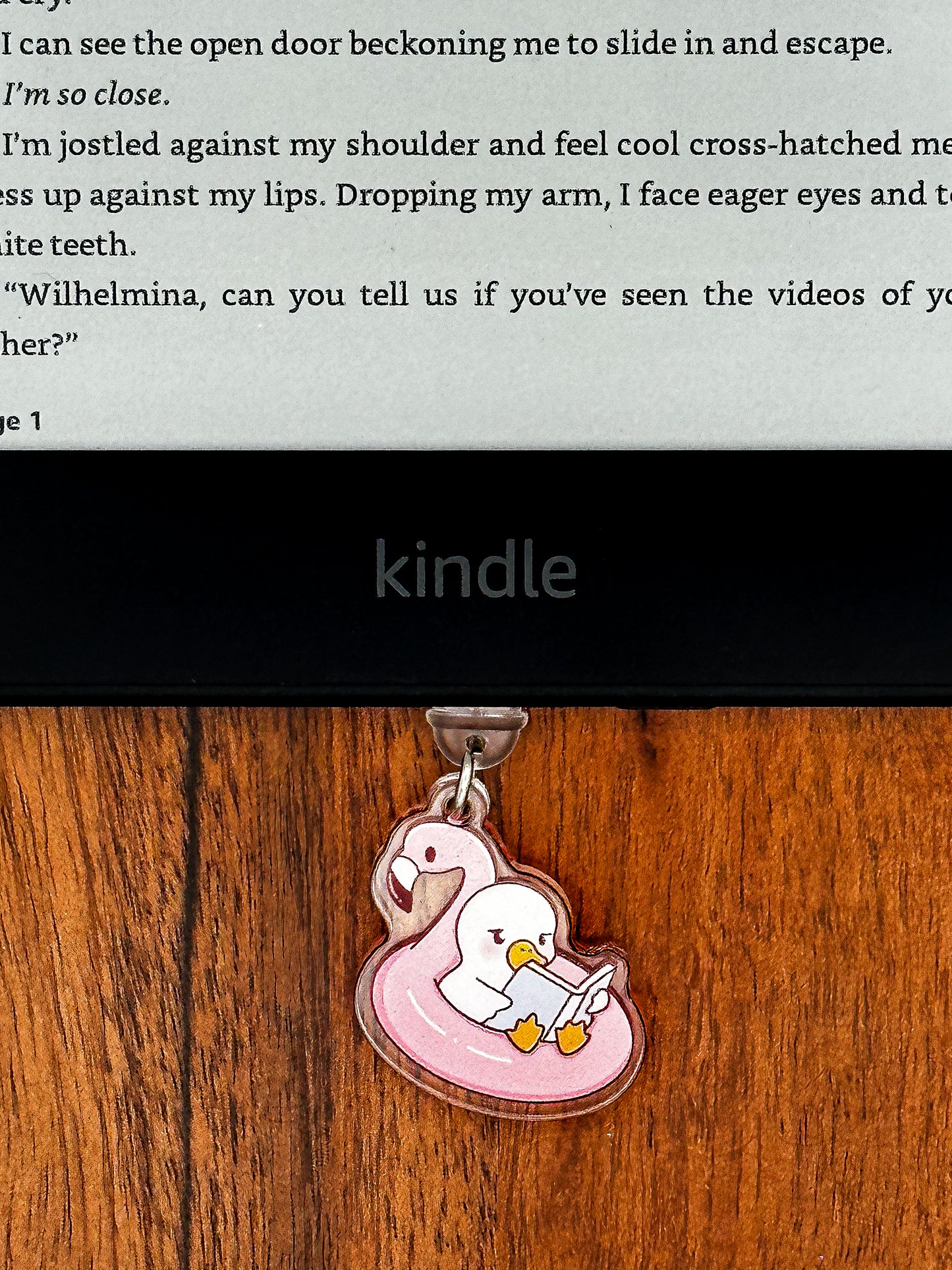 Floatie & Fiction Kindle Charm