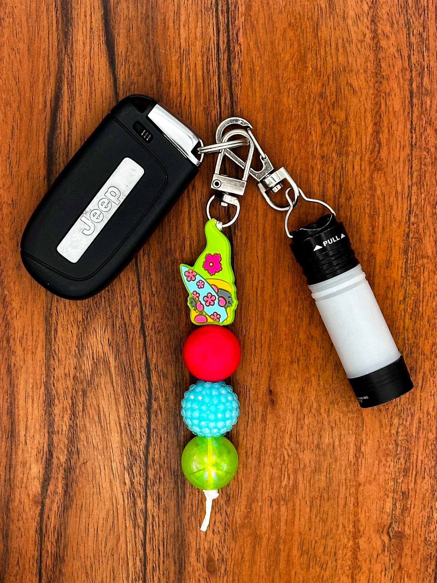 Surf’s Up Gnome Keychain