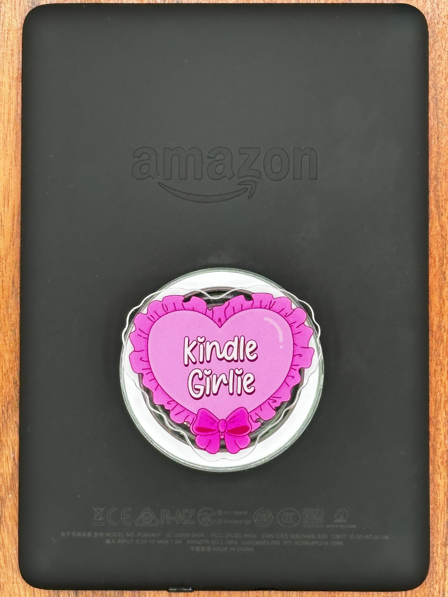 Prose & Bows Kindle Girlie Magnetic Phone & Kindle Grip