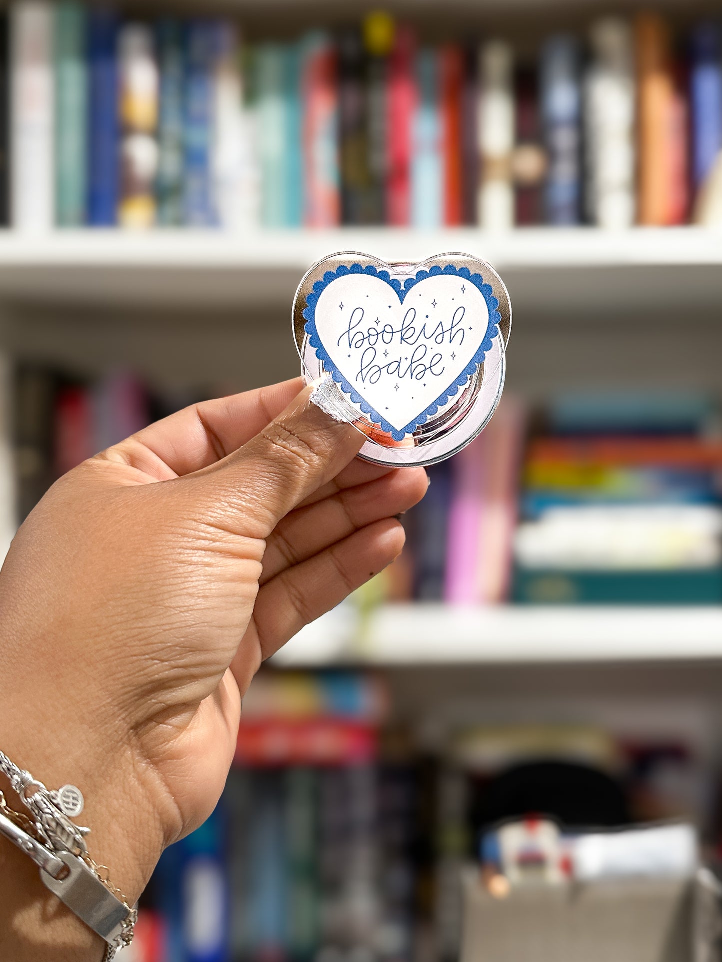 Bookish Babe Heart MagSafe Phone Grip