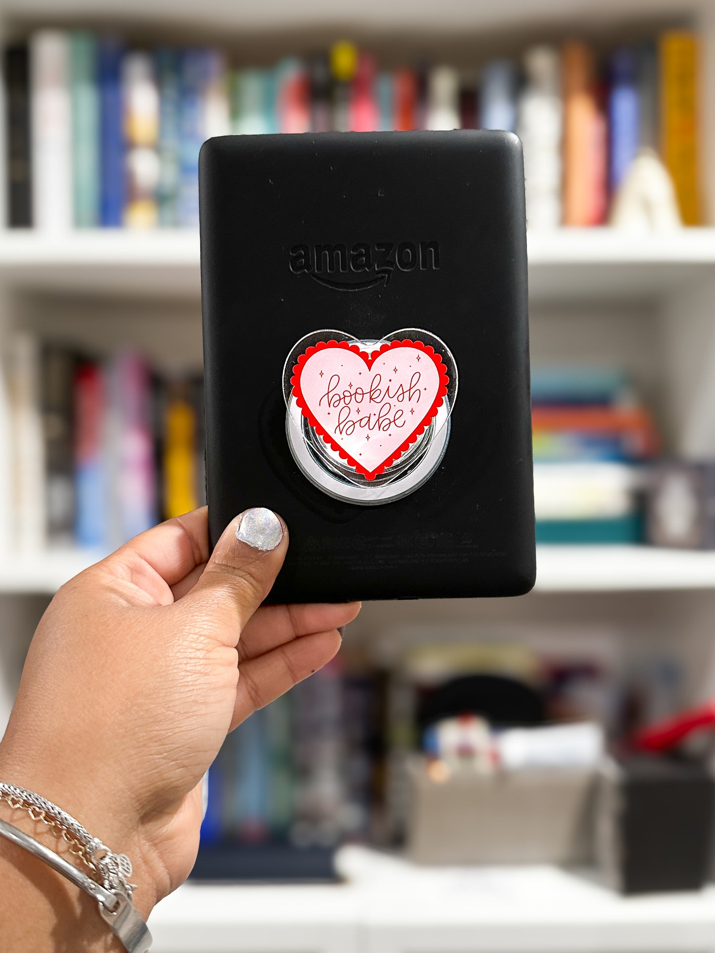 Bookish Babe Heart MagSafe Phone Grip
