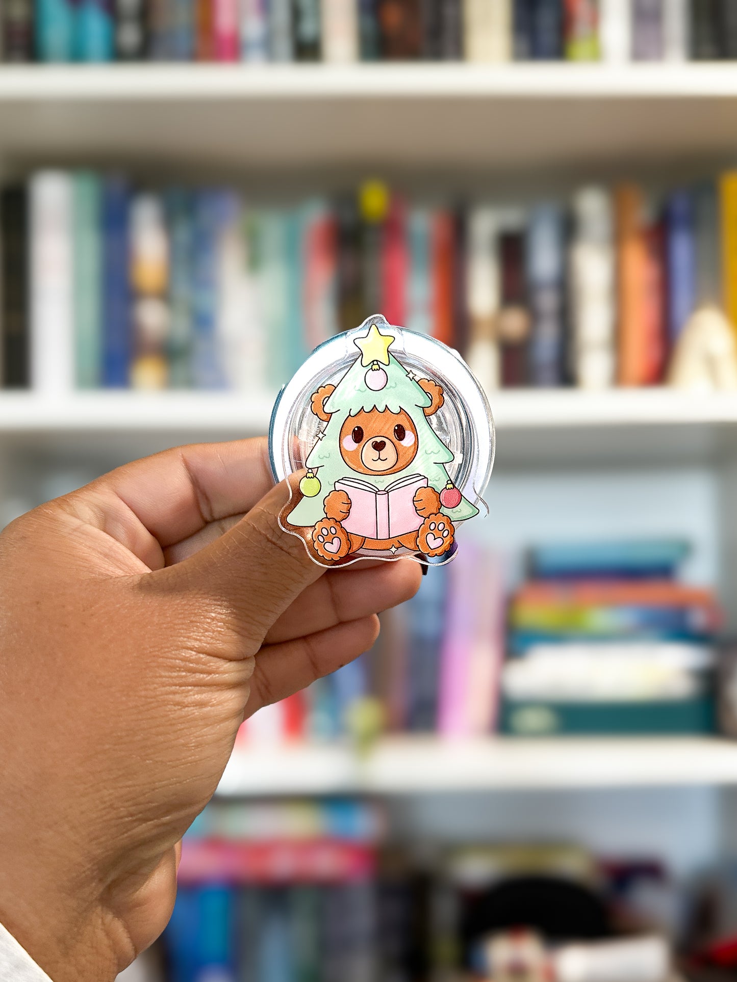 Beary Bookmas MagSafe Grip