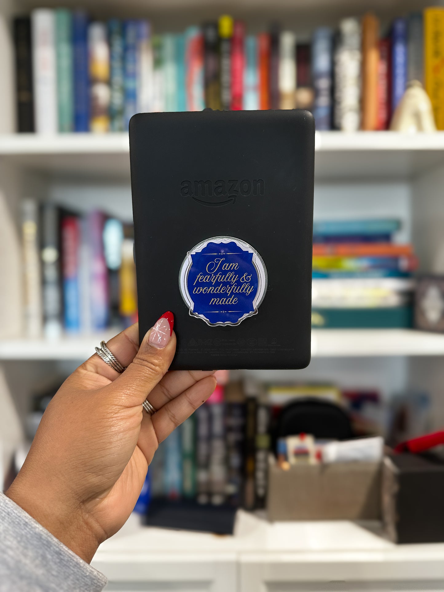 Fearfully & Wonderfully Made Magnetic Phone and eReader Grip